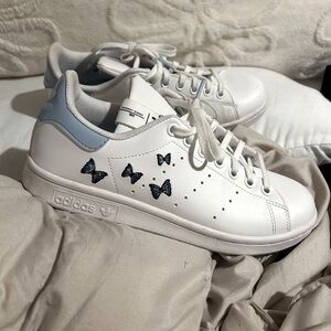 Women’s Adidas Stan Smiths